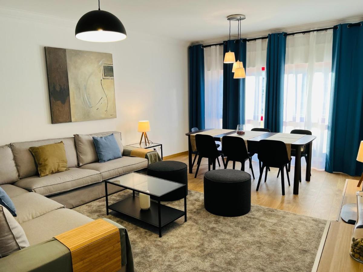 Beautiful Apartment - Family And Group Of Friends Повоу-де-Санта-Ірія Екстер'єр фото