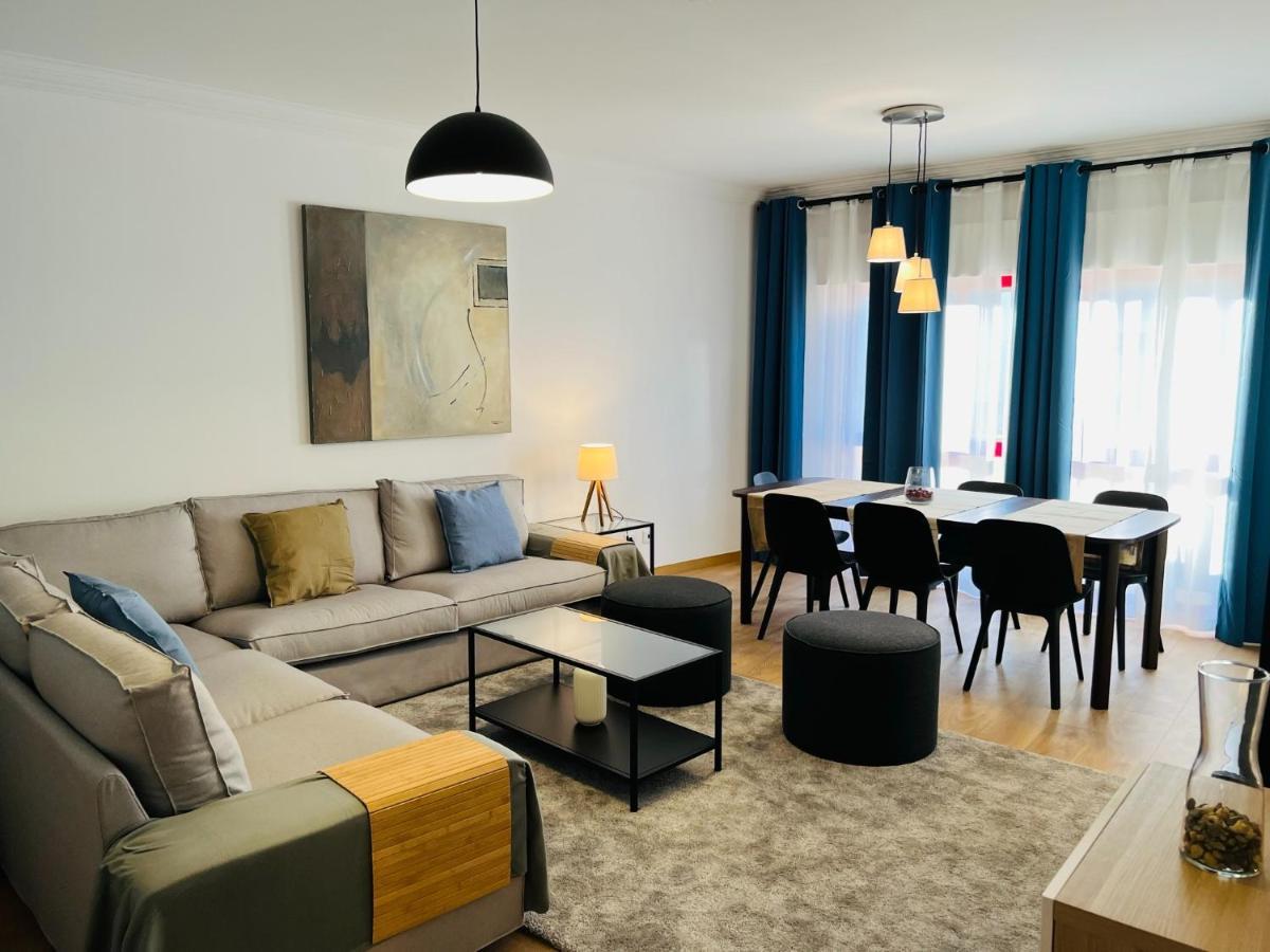 Beautiful Apartment - Family And Group Of Friends Повоу-де-Санта-Ірія Екстер'єр фото