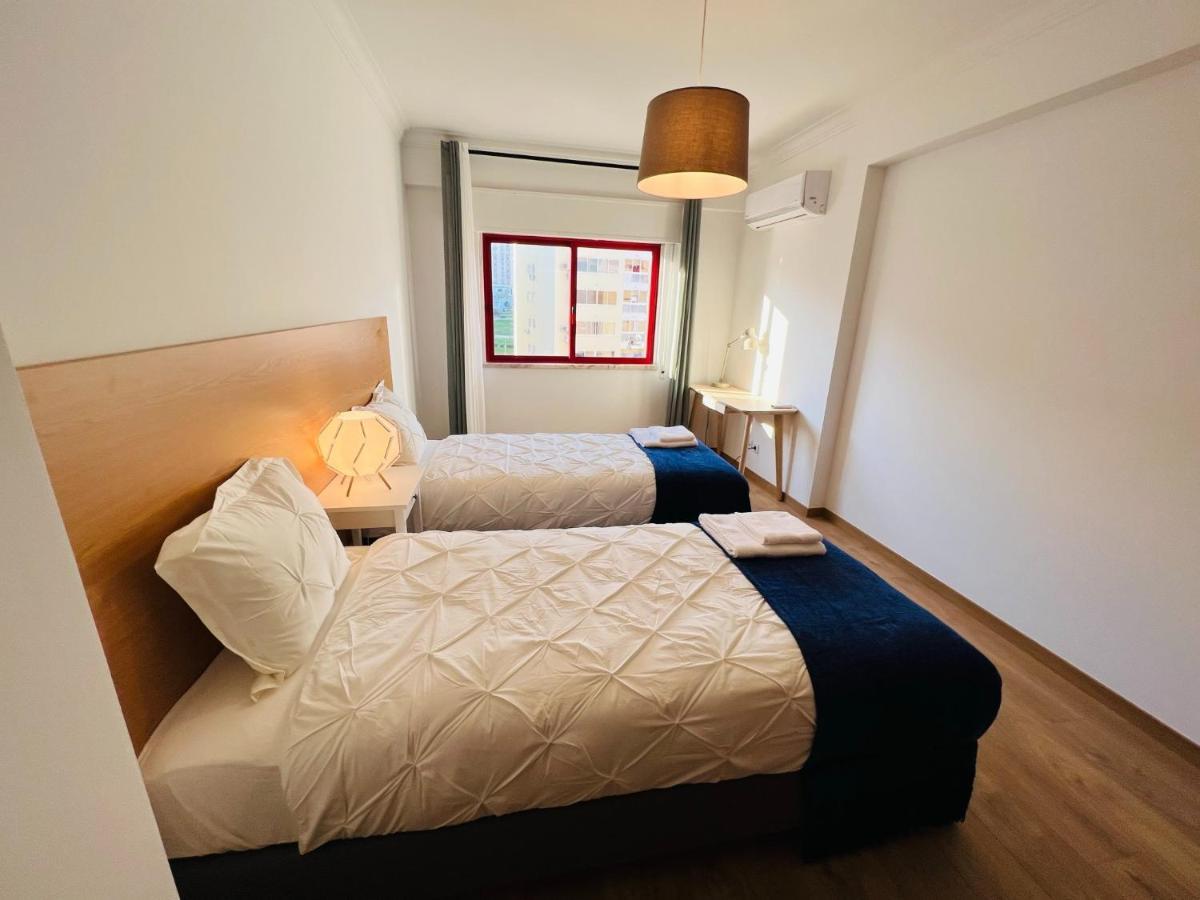 Beautiful Apartment - Family And Group Of Friends Повоу-де-Санта-Ірія Екстер'єр фото