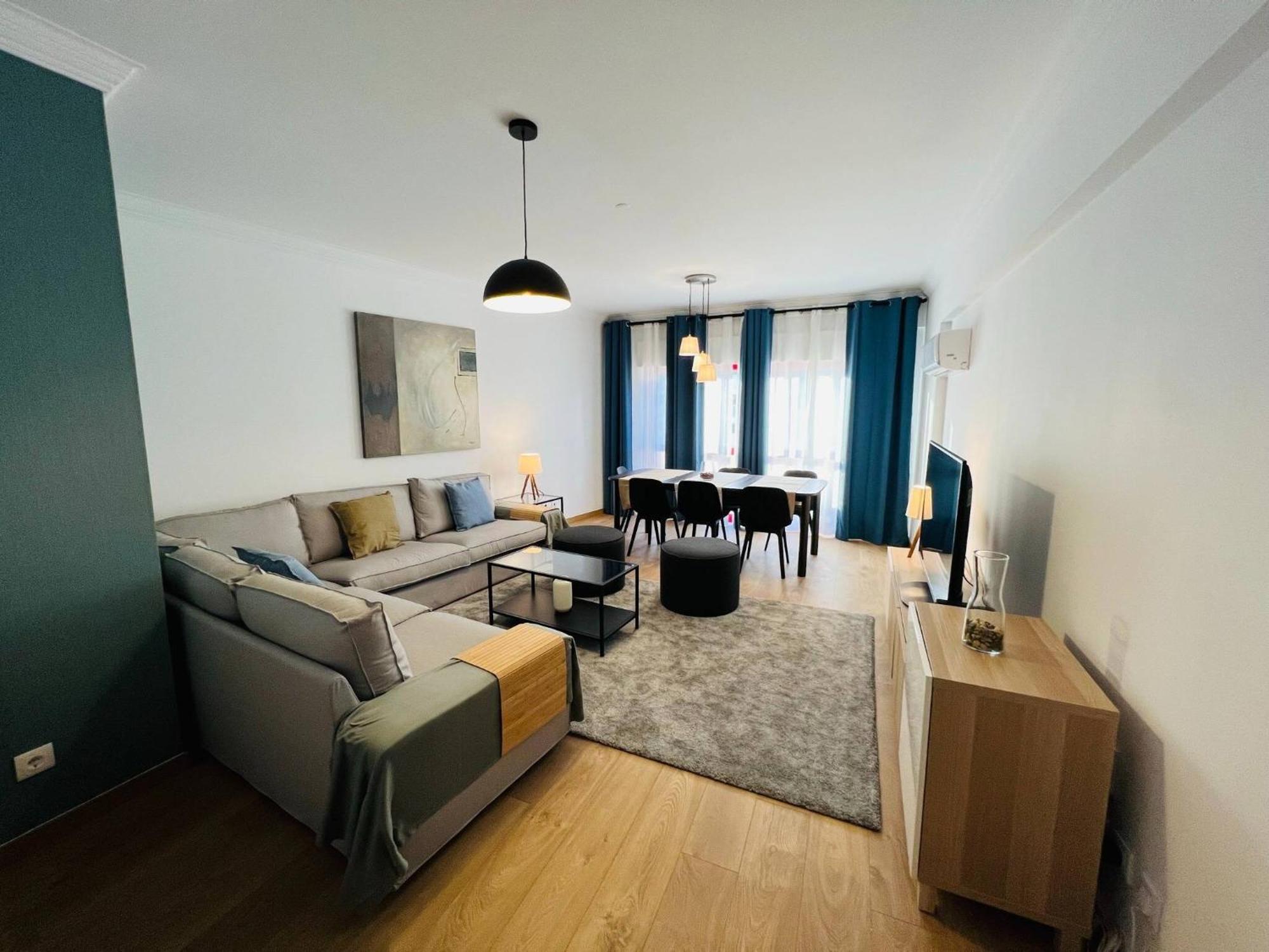 Beautiful Apartment - Family And Group Of Friends Повоу-де-Санта-Ірія Екстер'єр фото
